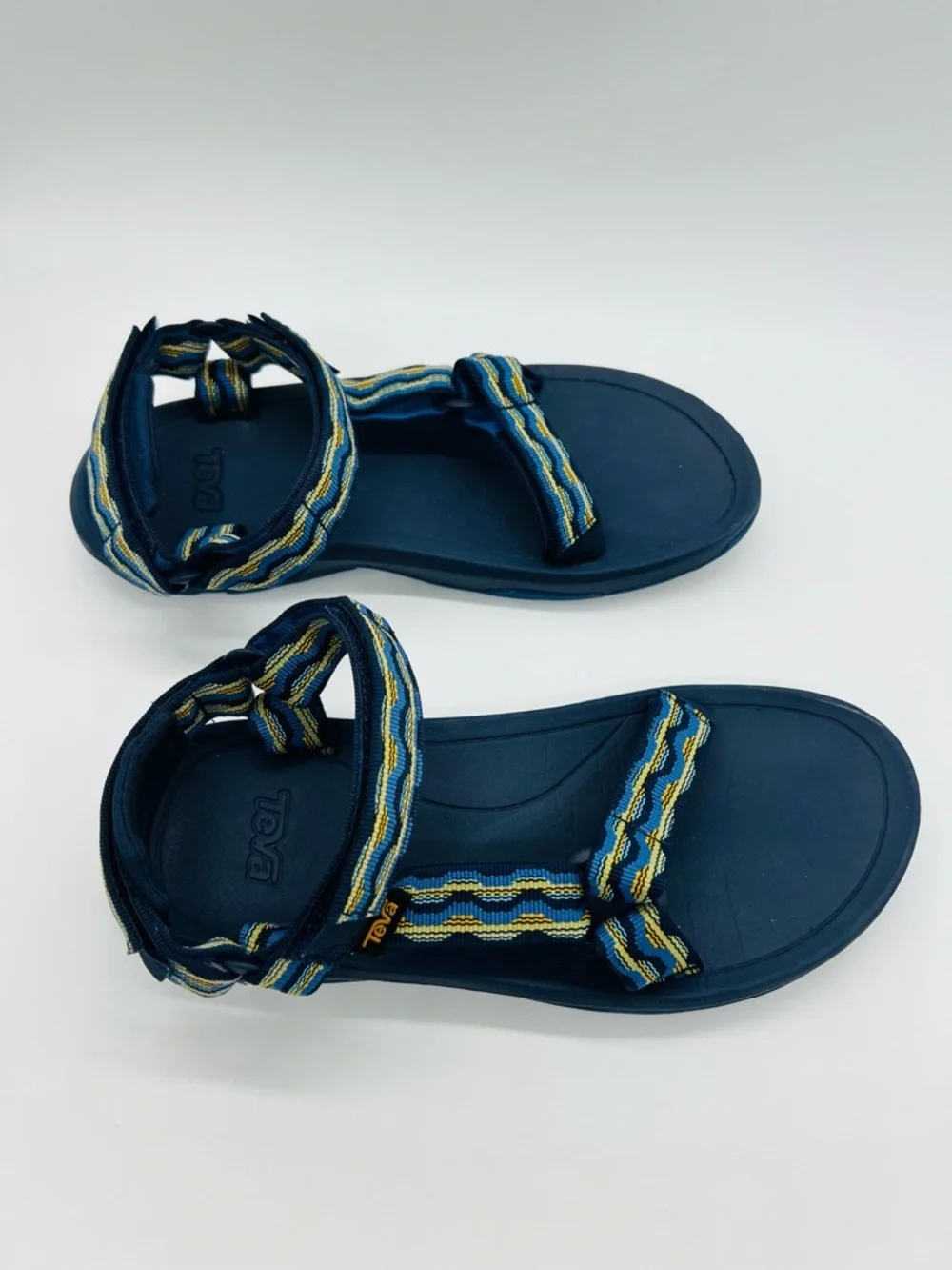 Teva Kids’ Hurricane XLT 2 Sandals Blue with Yellow Accent Straps Size 6 Youth